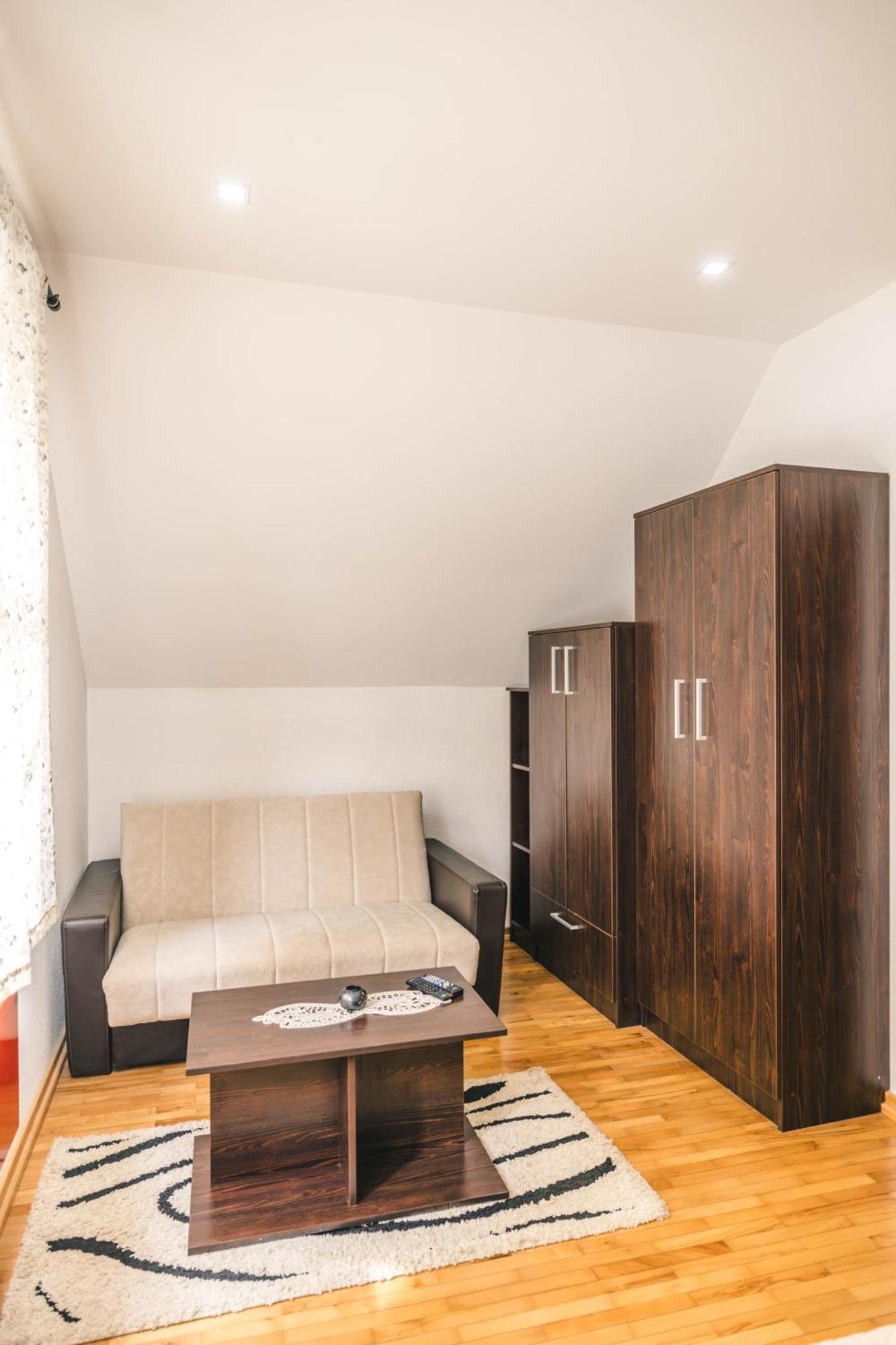Lodge Zeleni Svet Crni Vrh Exteriér fotografie